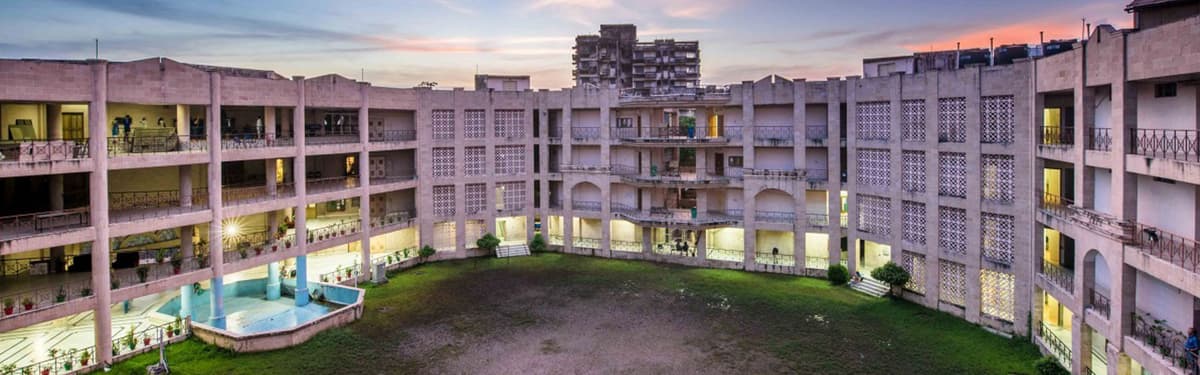 WBNUJS-gallery-image-3